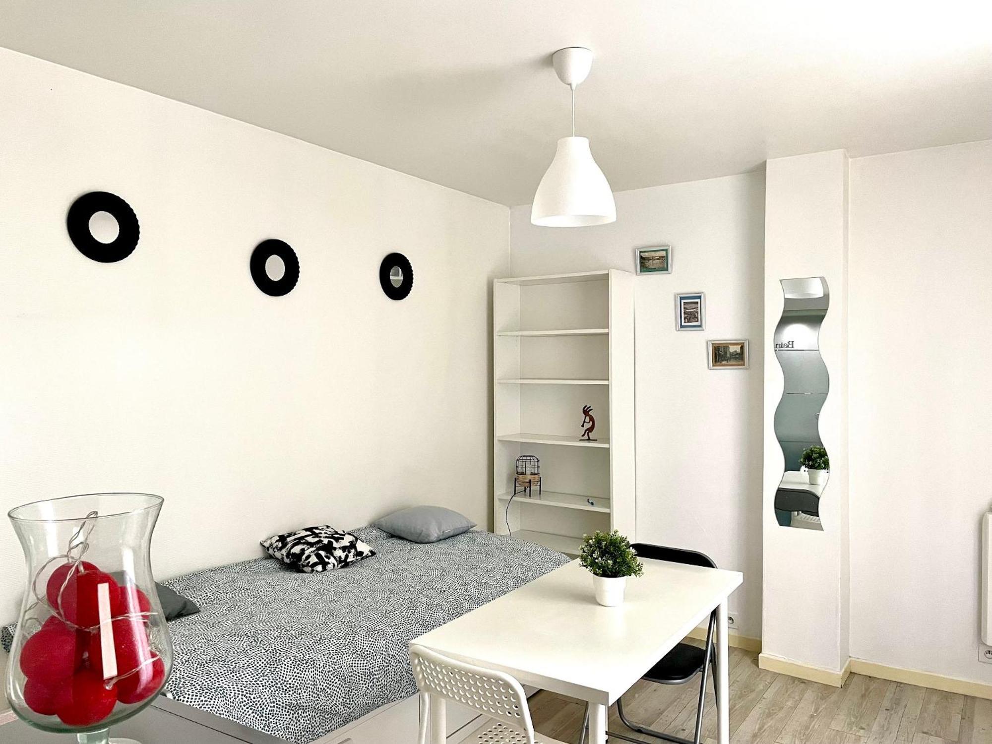 Studio Moderne Le Perreux Sur Marne 17M² Extérieur photo