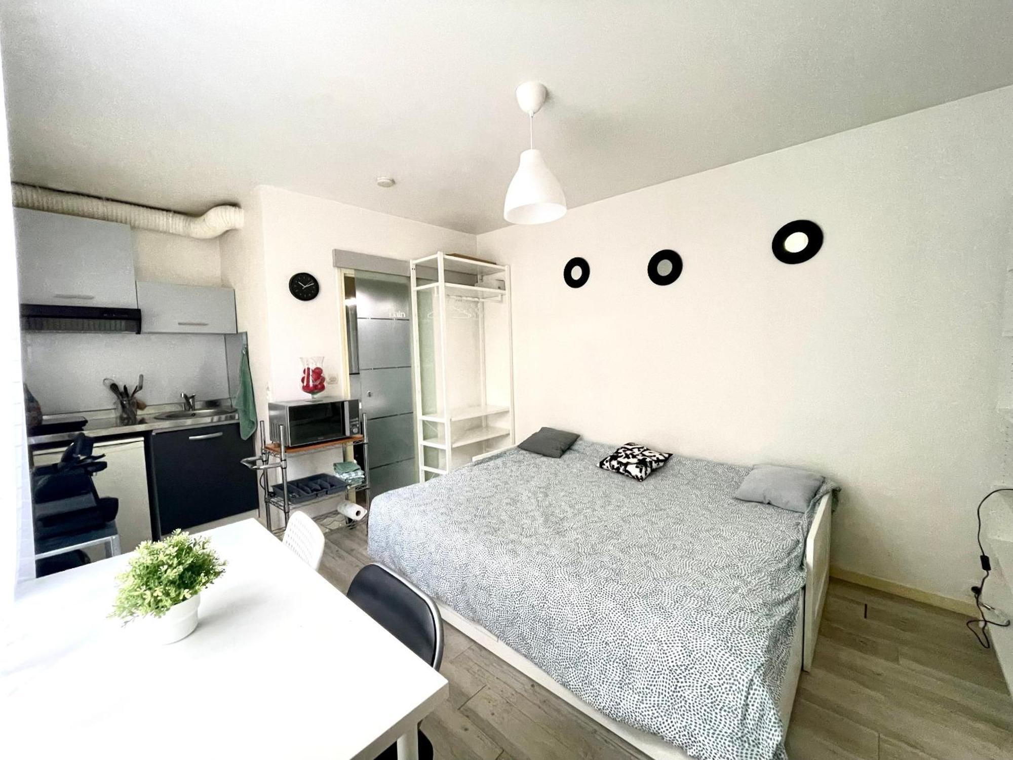 Studio Moderne Le Perreux Sur Marne 17M² Extérieur photo